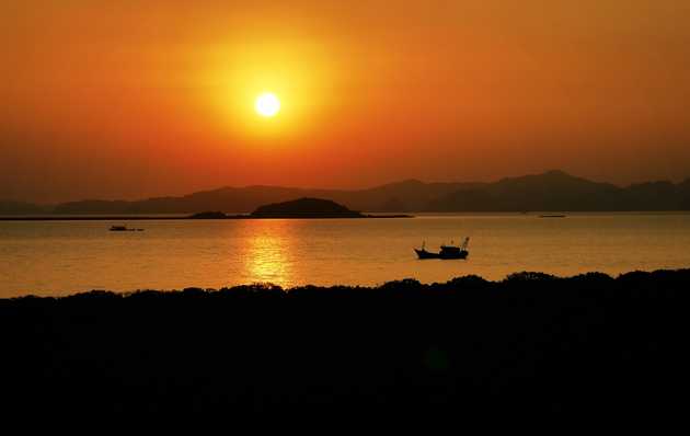 Quan Lan island sunset